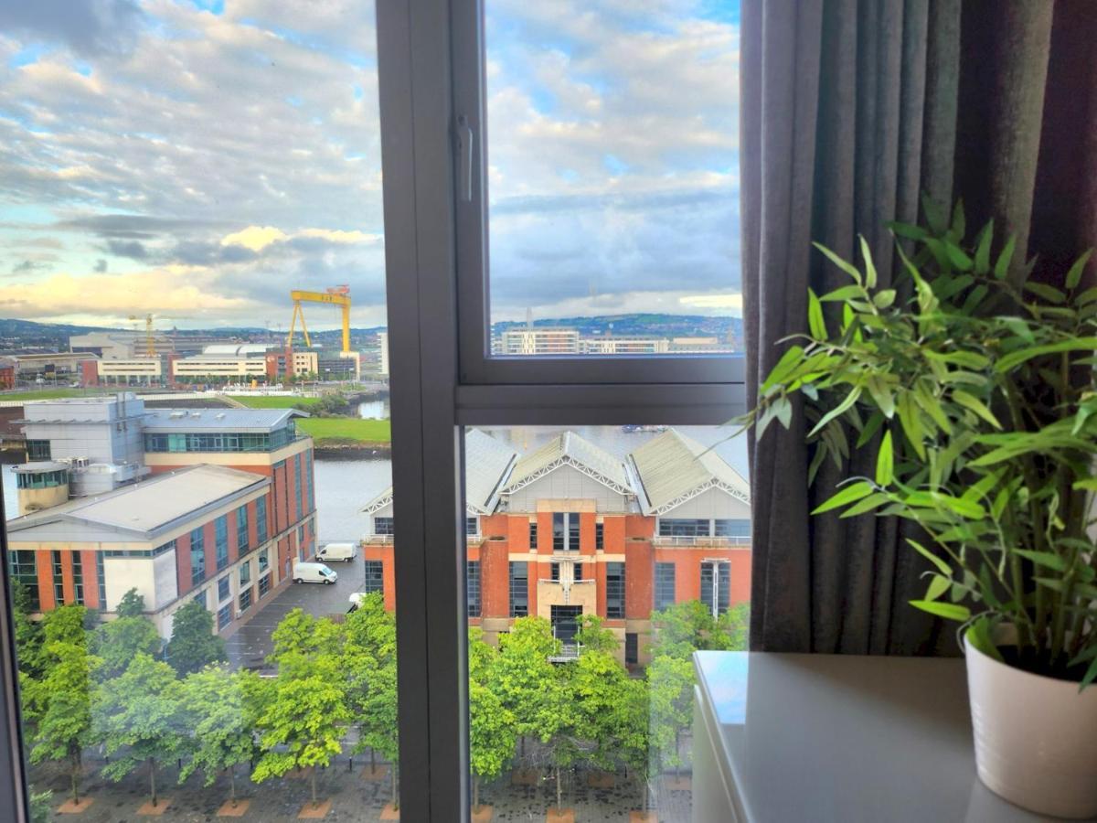 Pass The Keys Stunning Penthouse With Balcony Sunset Views Apartment Belfast Exterior foto