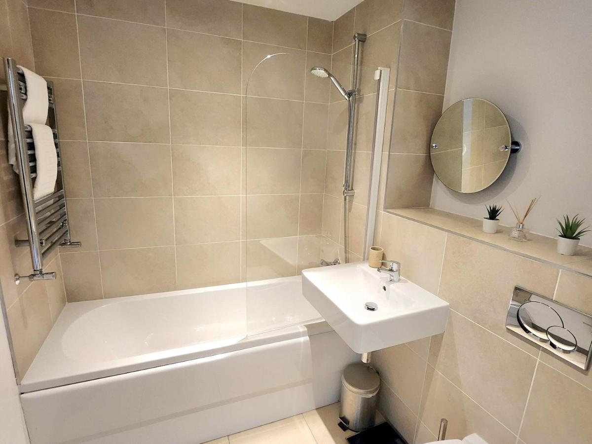 Pass The Keys Stunning Penthouse With Balcony Sunset Views Apartment Belfast Exterior foto