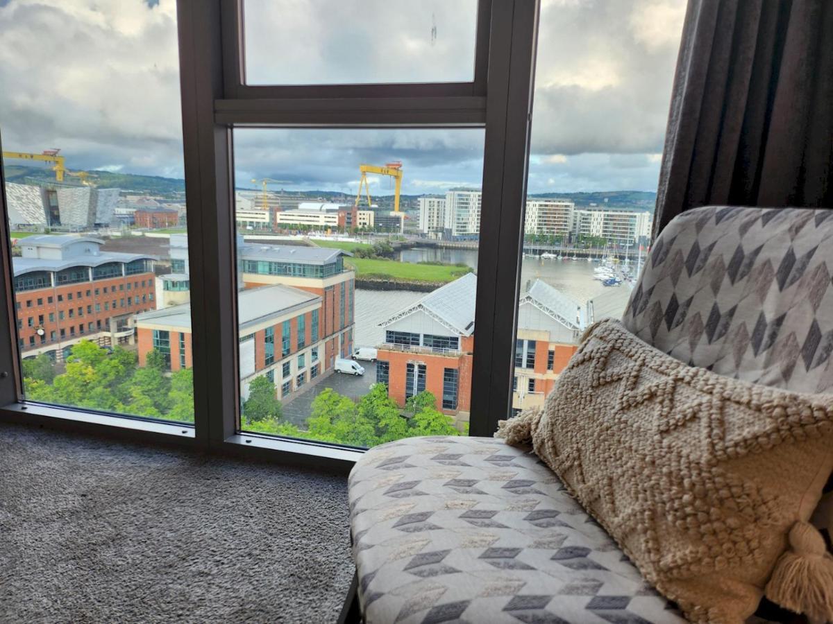 Pass The Keys Stunning Penthouse With Balcony Sunset Views Apartment Belfast Exterior foto
