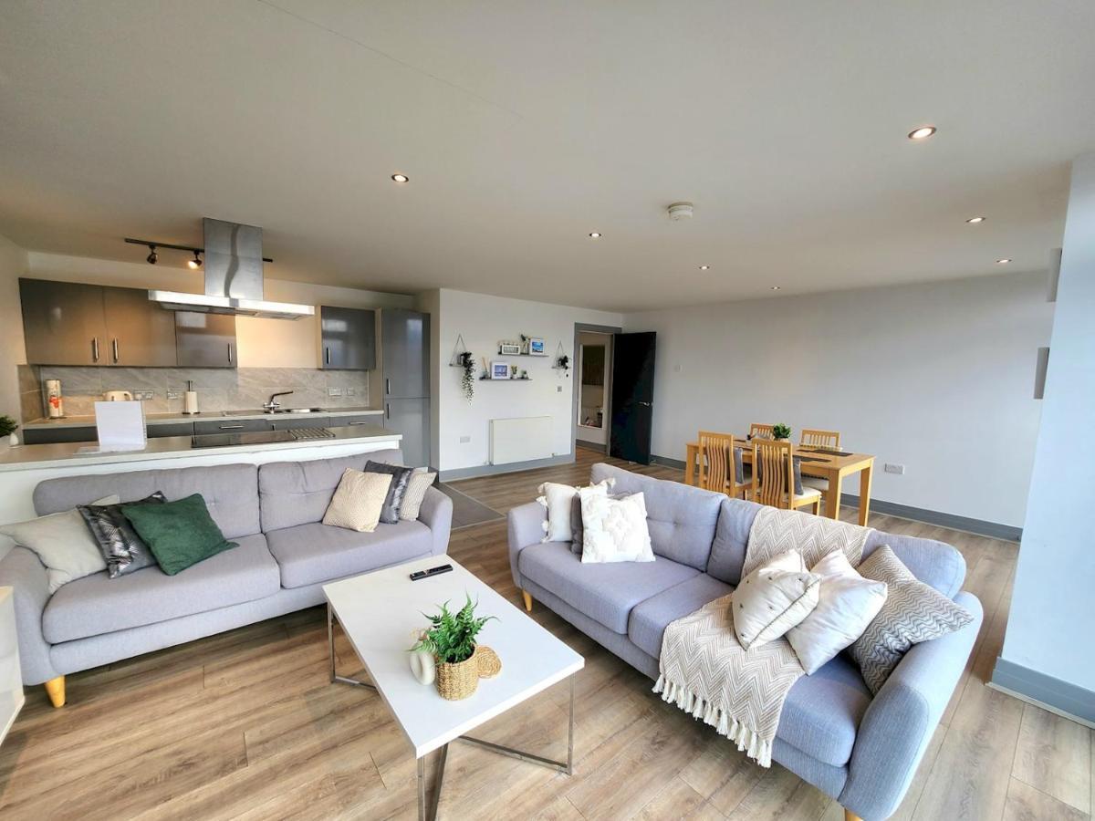 Pass The Keys Stunning Penthouse With Balcony Sunset Views Apartment Belfast Exterior foto