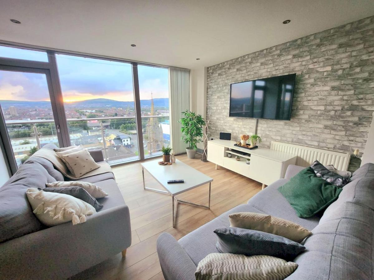 Pass The Keys Stunning Penthouse With Balcony Sunset Views Apartment Belfast Exterior foto